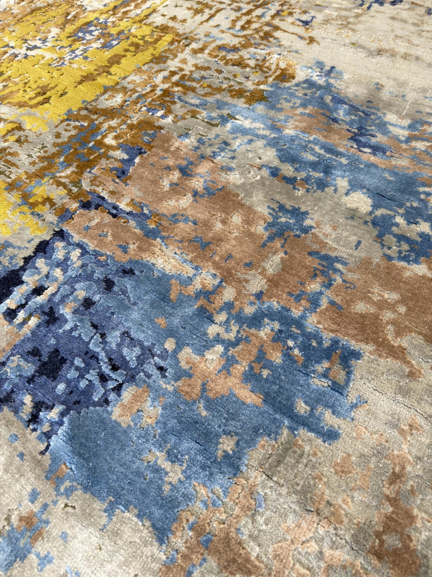 Abstract Modern 12'0"x15'1" Area Rug