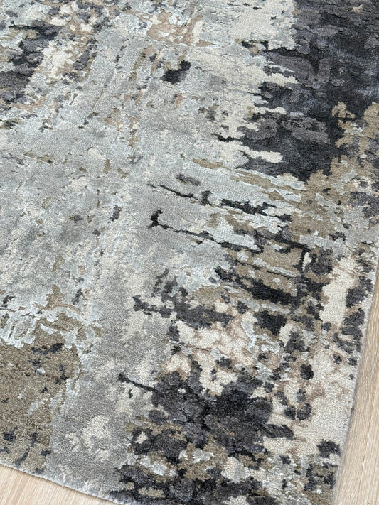 Abstract Modern 4'0"x6'1" Area Rug