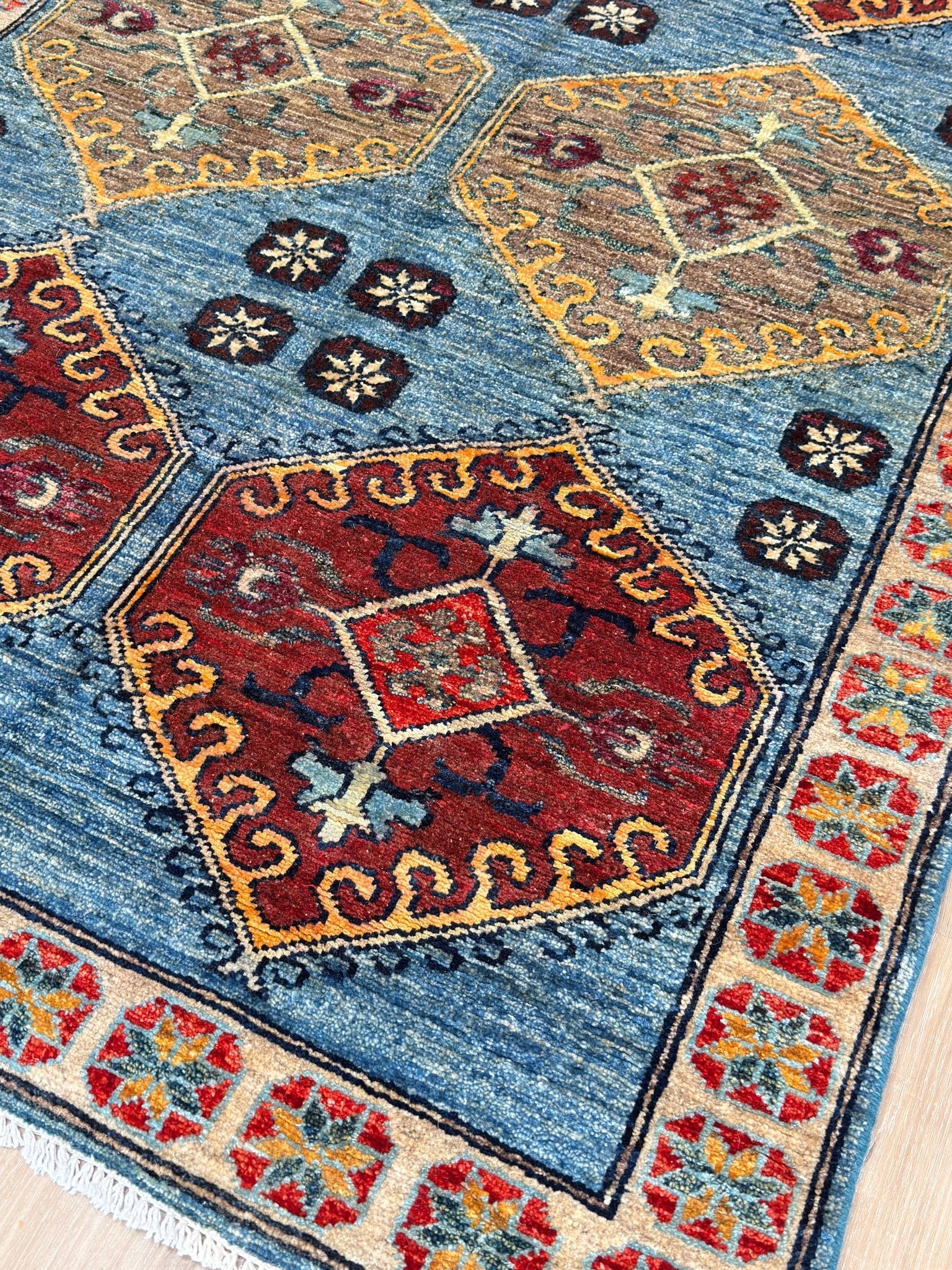 Transitional Shiraz 3'1"x5'0" Area Rug