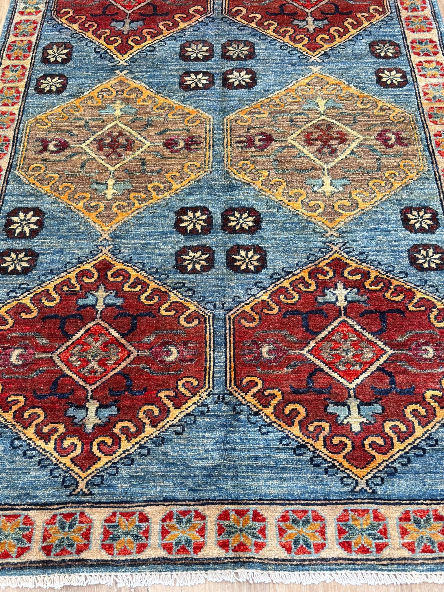Transitional Shiraz 3'1"x5'0" Area Rug
