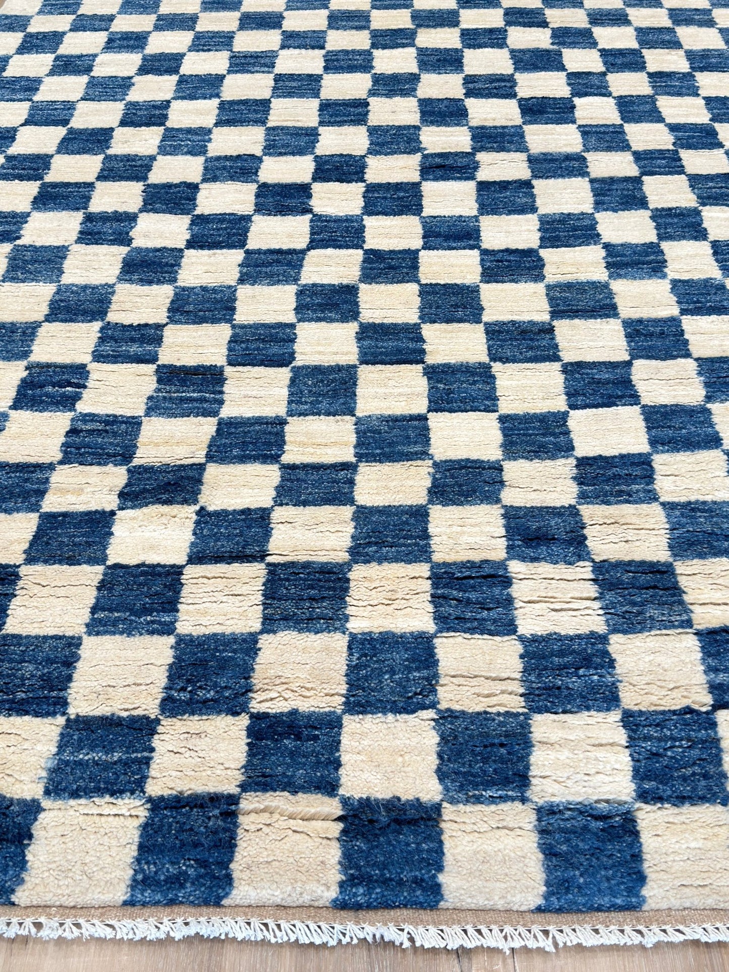 Moroccan Style 4'6"x6'11" Area Rug