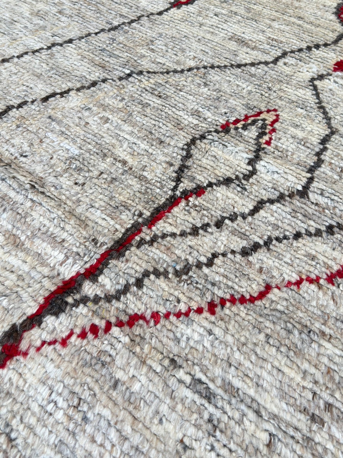 Moroccan Style 5'0"x7'0" Area Rug