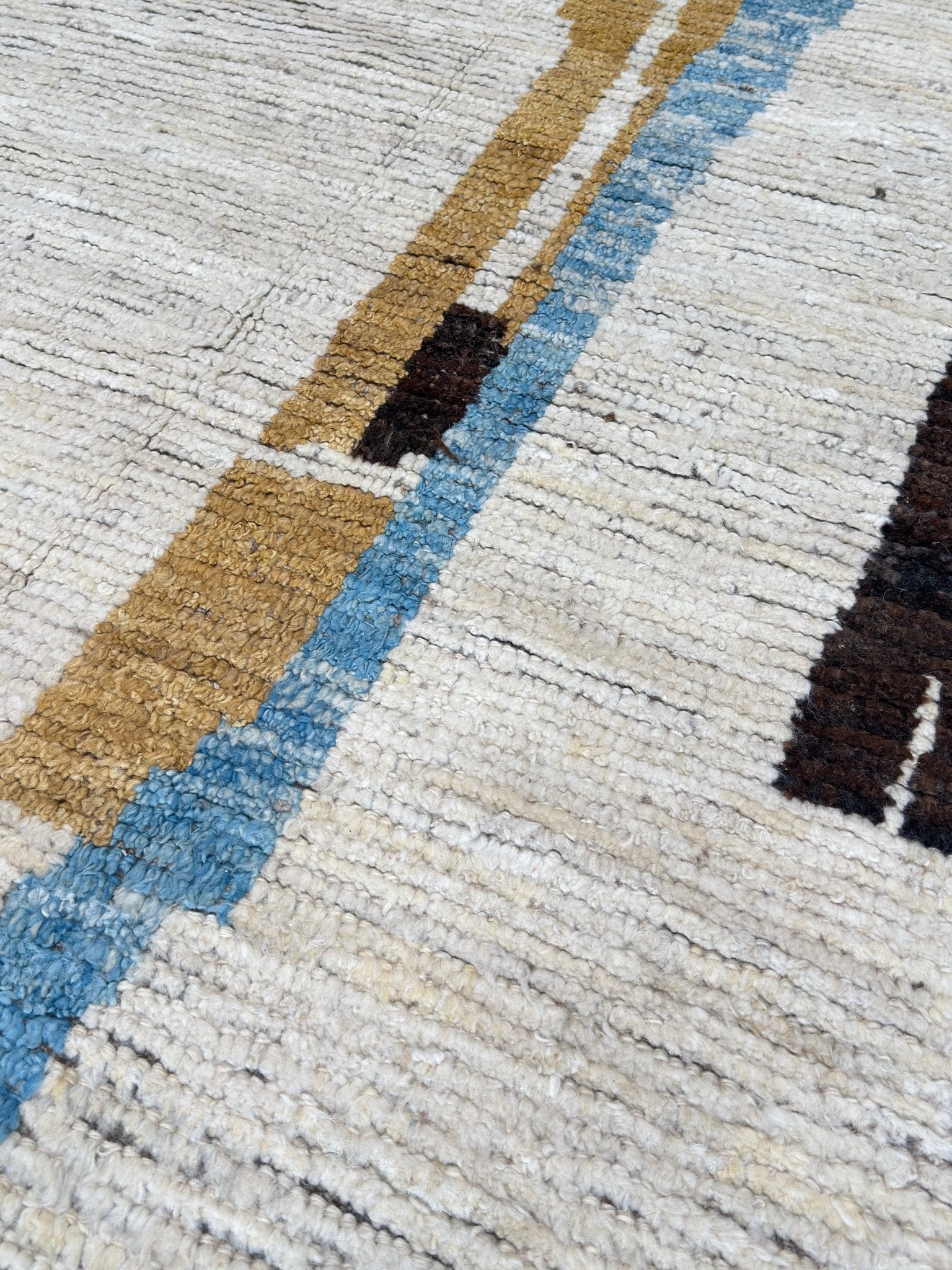 Moroccan Style 8'5"x10'0" Area Rug