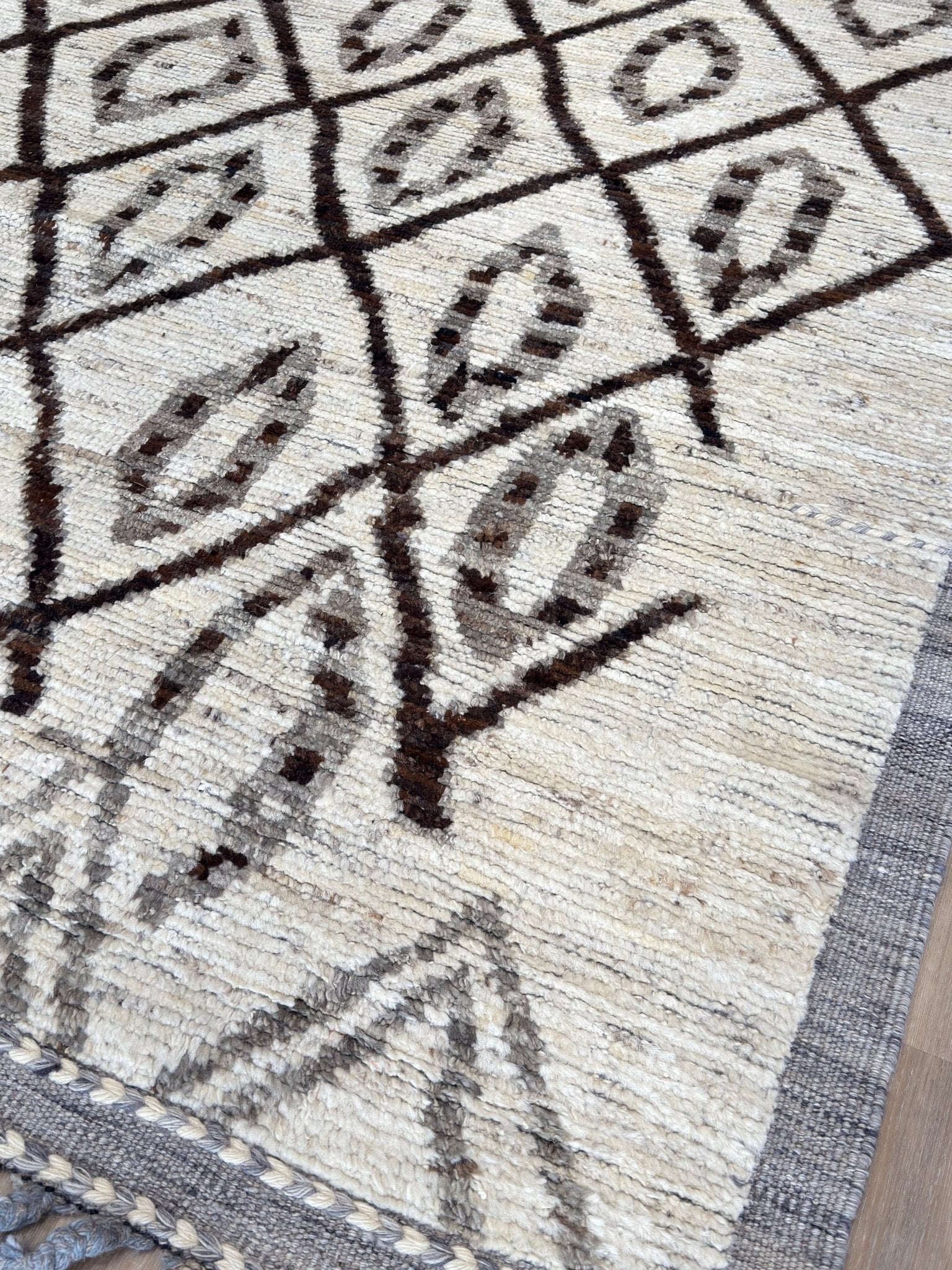 Moroccan Style 9'2"x12'2" Area Rug