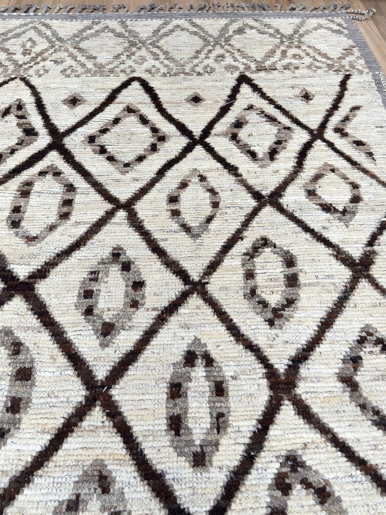 Moroccan Style 9'2"x12'2" Area Rug
