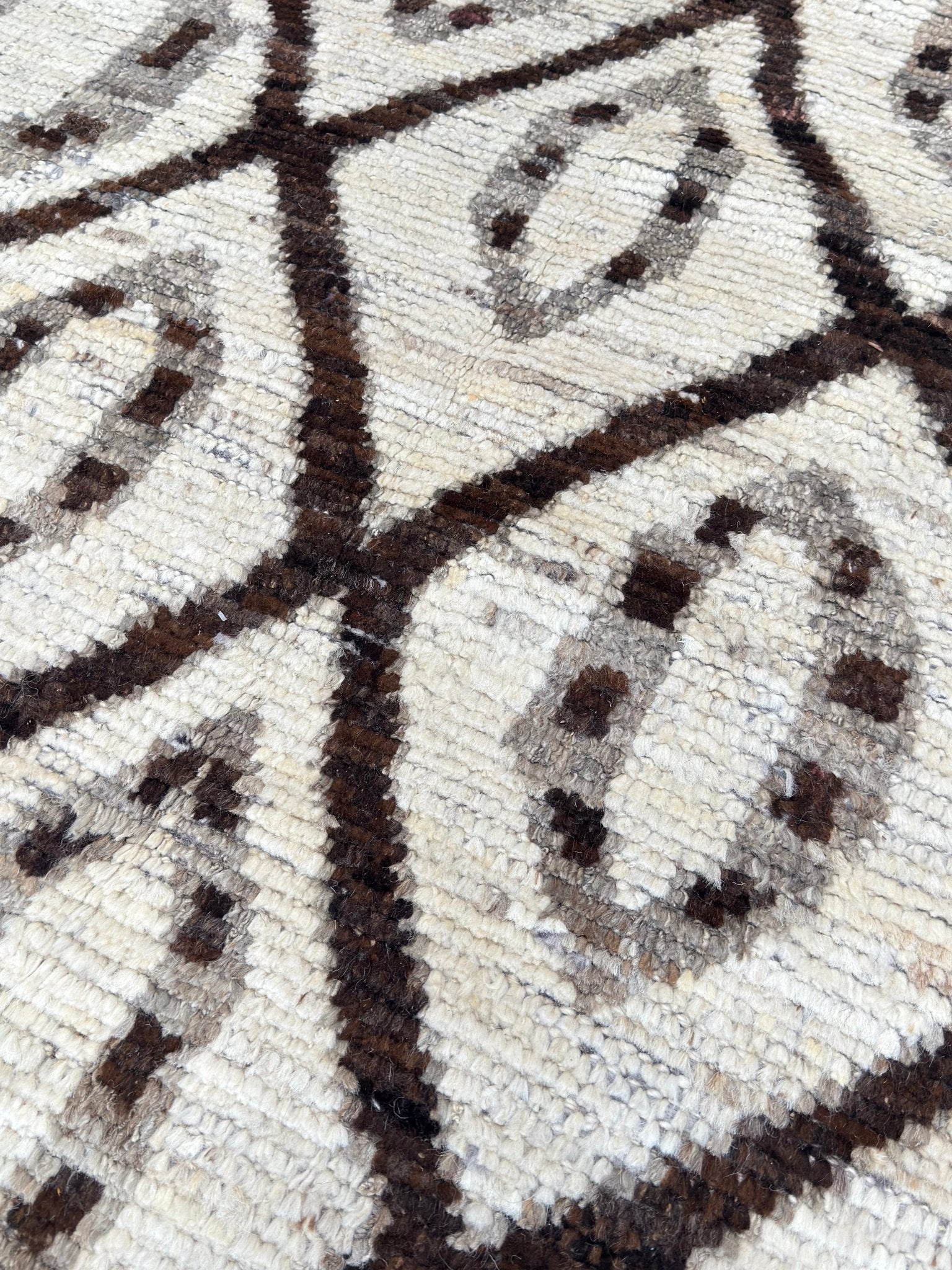 Moroccan Style 9'2"x12'2" Area Rug