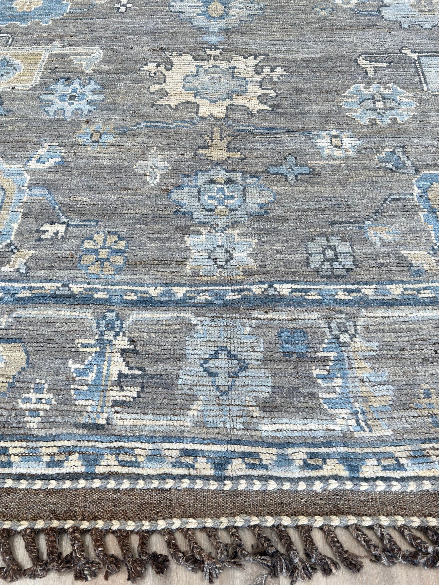 Moroccan Style 9'7"x12'10" Area Rug