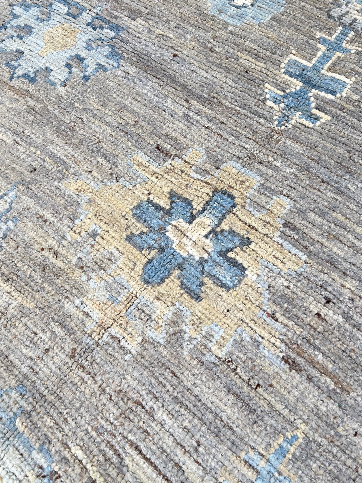 Moroccan Style 9'7"x12'10" Area Rug