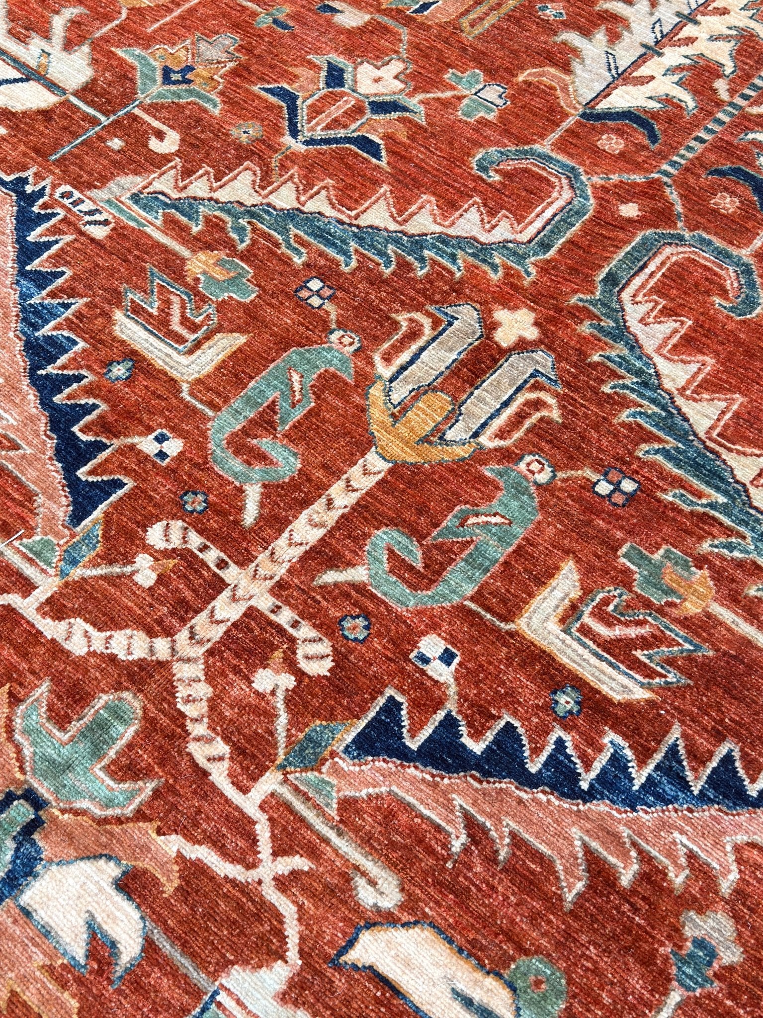 Transitional Serapi 10'0"x14'0" Area Rug