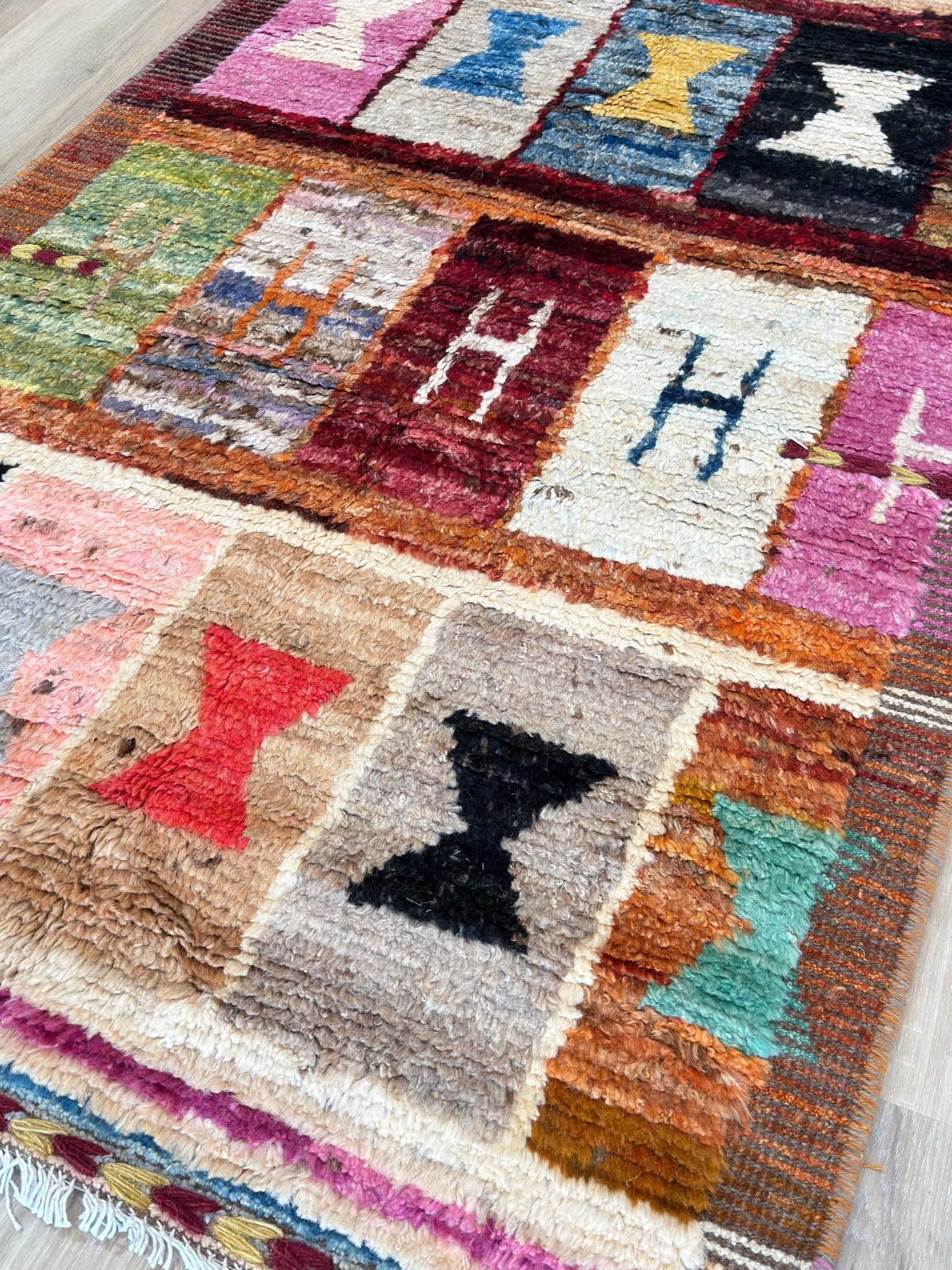 Moroccan Style 3'5"x9'2" Area Rug