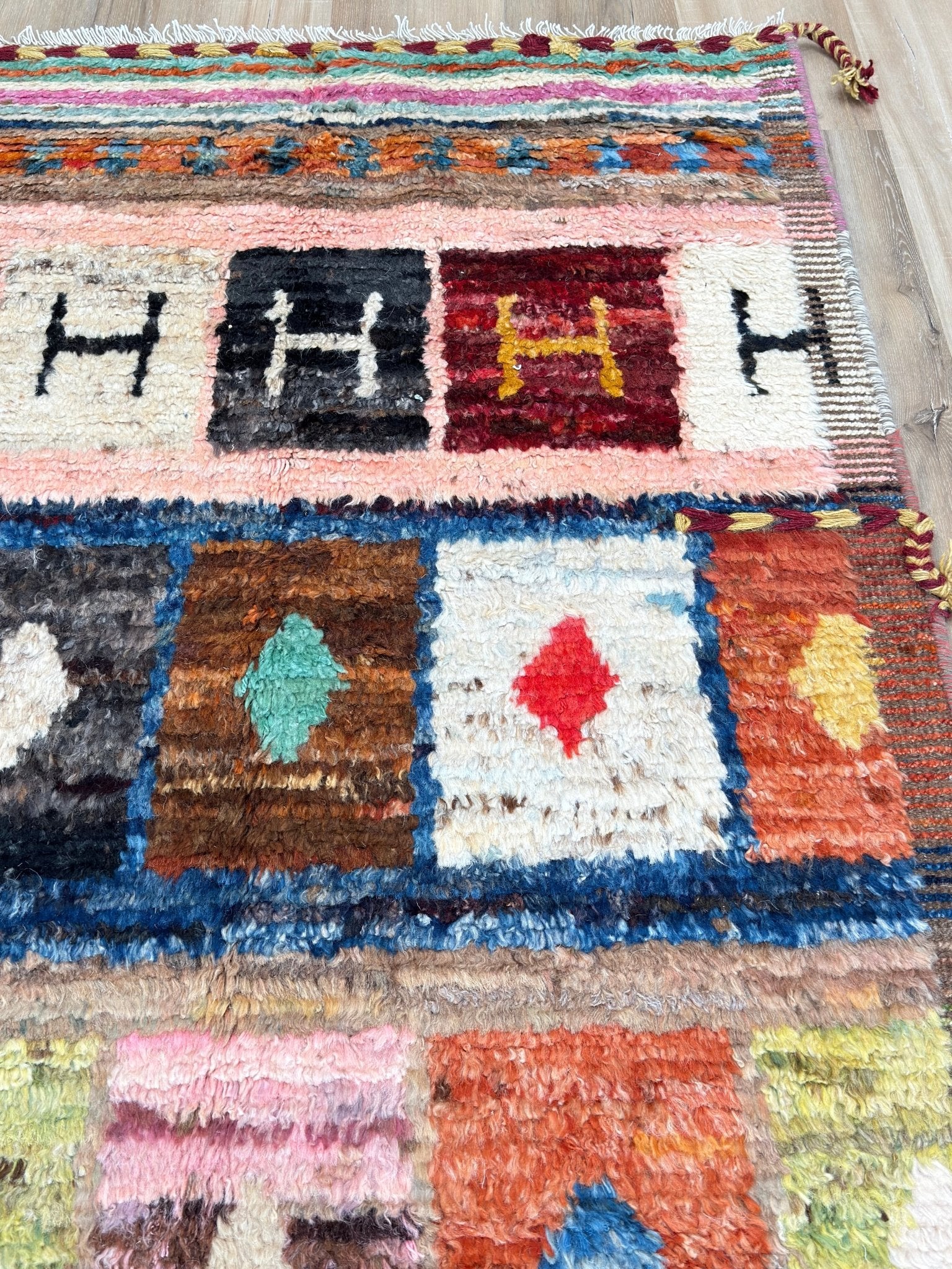 Moroccan Style 3'5"x9'2" Area Rug