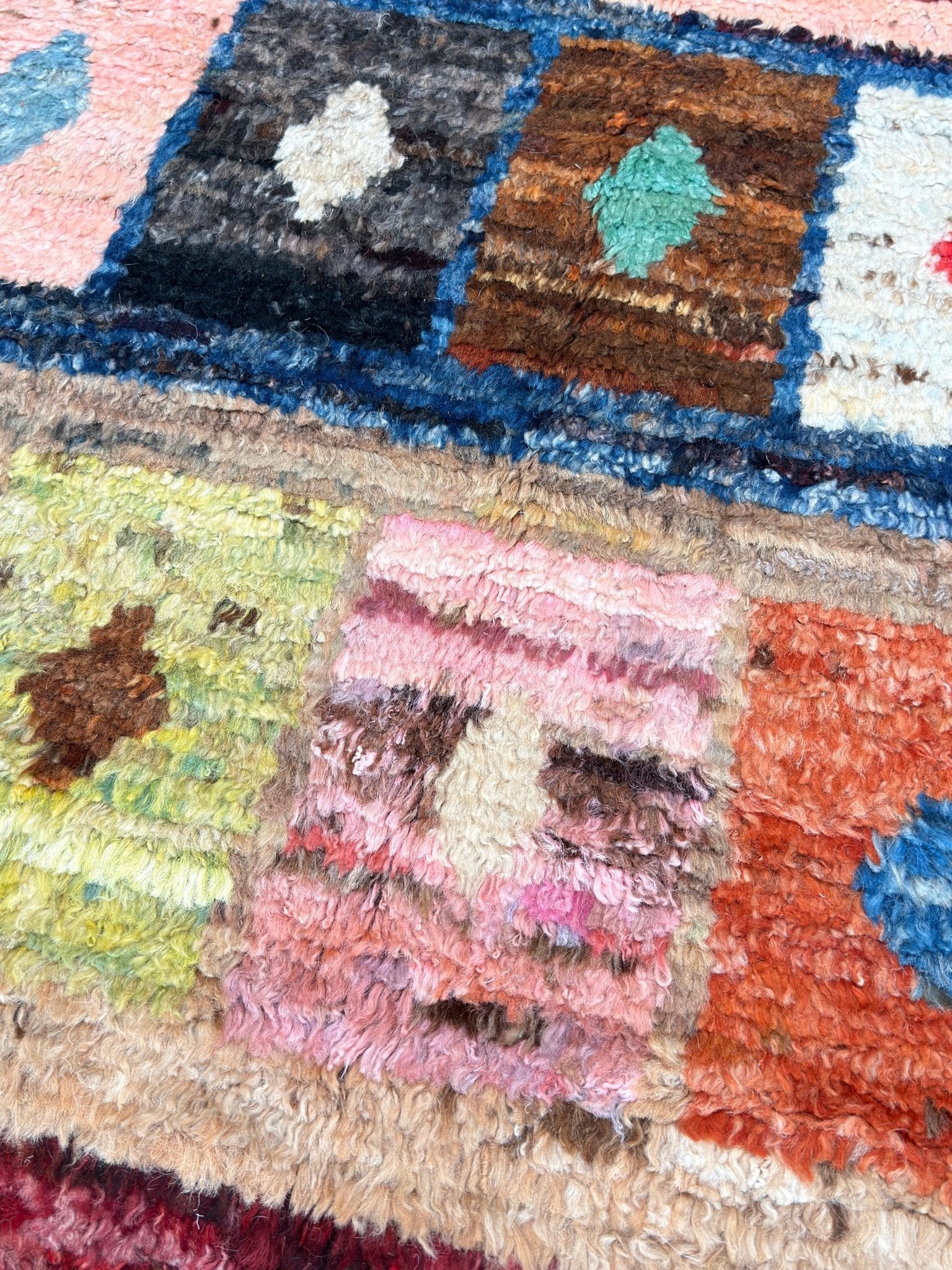 Moroccan Style 3'5"x9'2" Area Rug