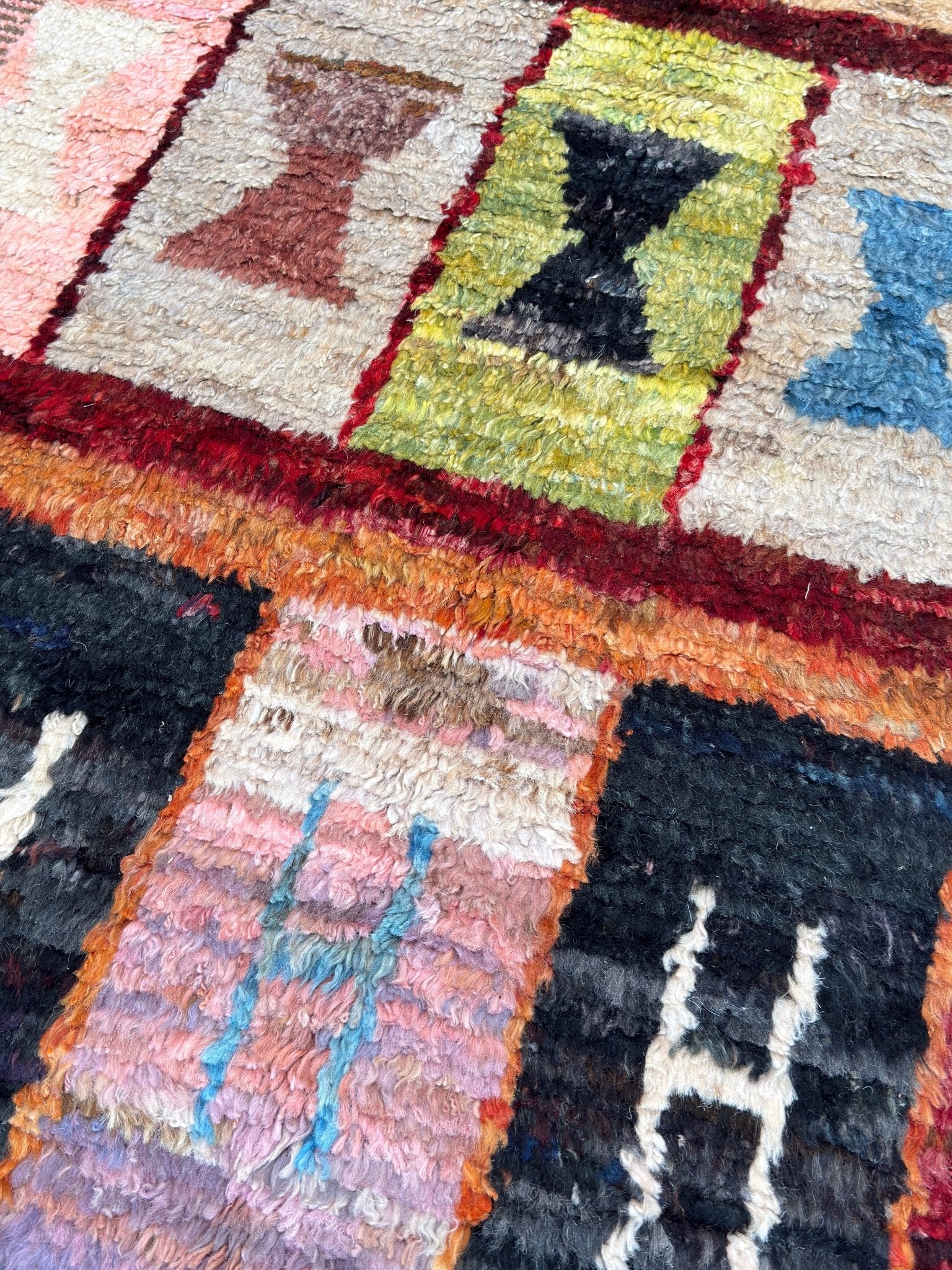 Moroccan Style 3'3"x9'3" Area Rug