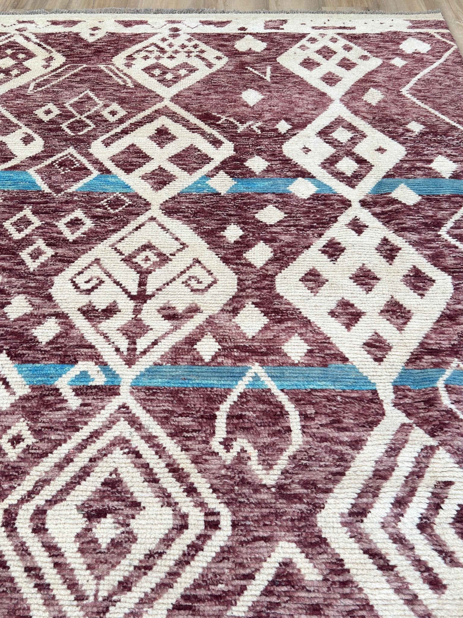 Moroccan Style 9'5"x12'5" Area Rug