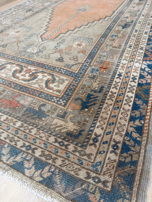 Turkish Vintage 3'9"x7'1"