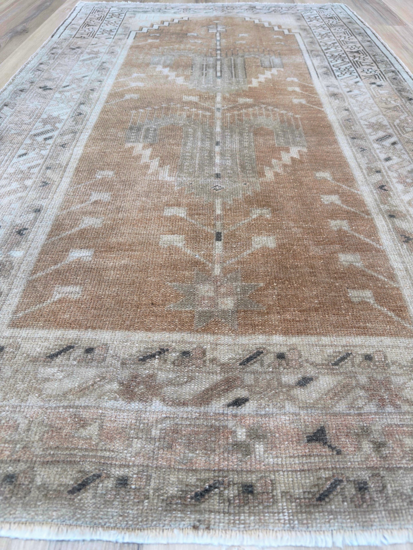 Turkish Vintage 3'6"x5'10"