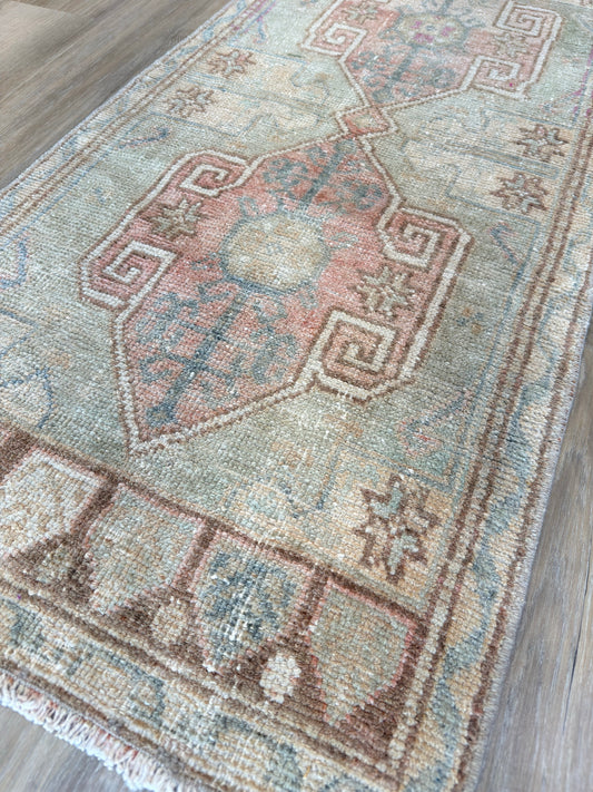 Turkish Vintage 1'9"x3'10"