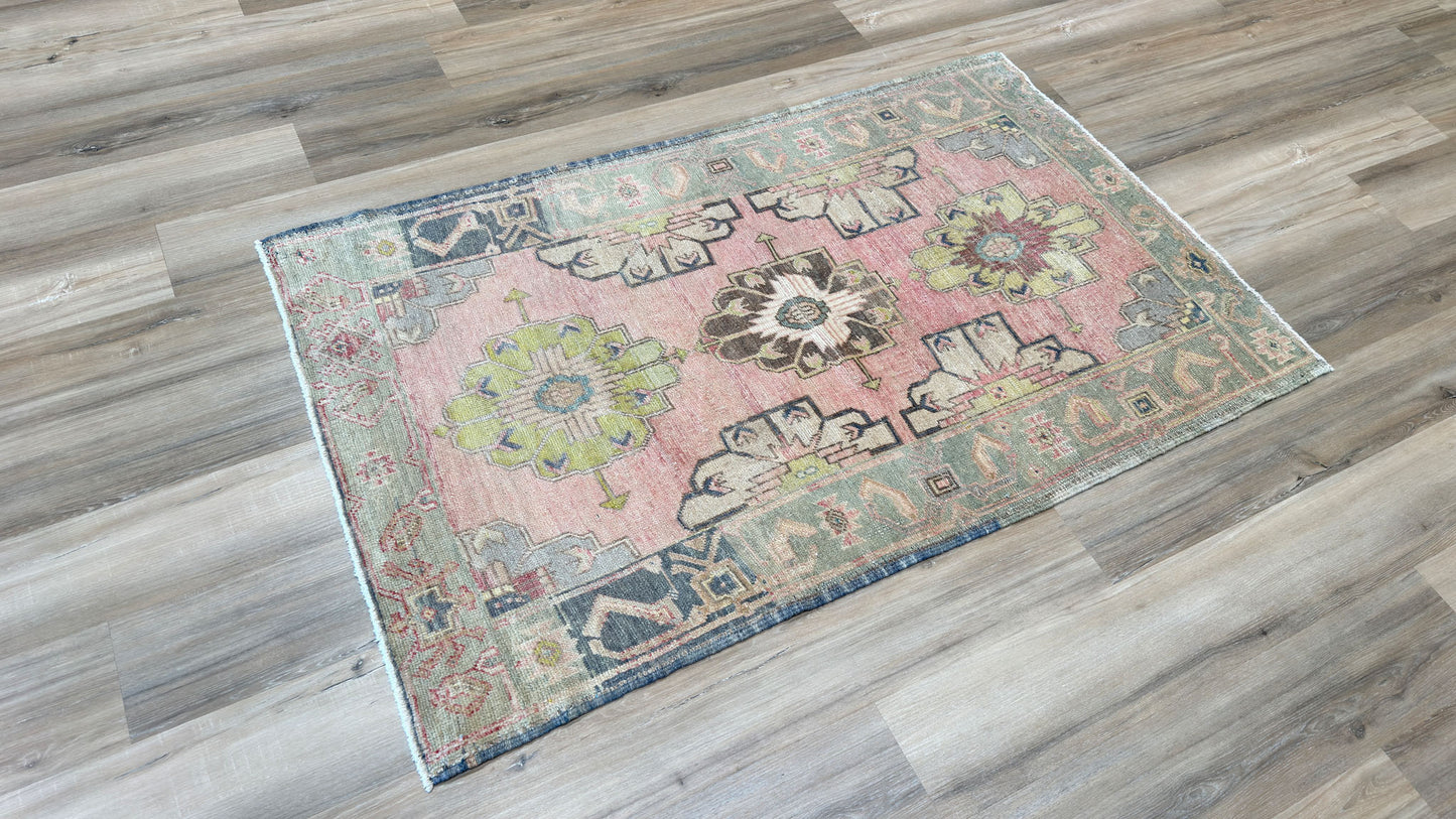 Turkish Vintage 3'4"x5'5"