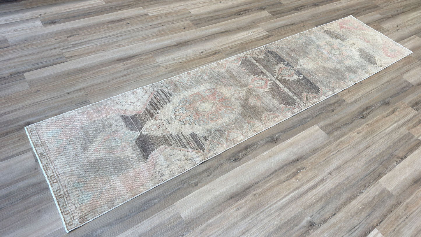 Turkish Vintage 2'8"x11'4"