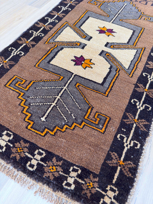 Turkish Vintage 1'10"x3'1"