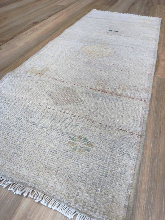 Turkish Vintage 1'9"x4'4"