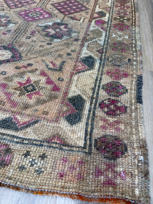Turkish Vintage 3'1"x6'9"