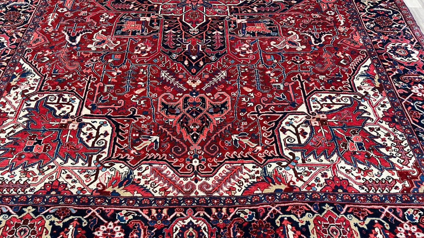 Antique Heriz 9'10"x12'4" Area Rug