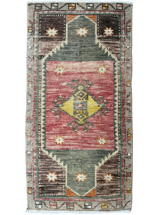 Turkish Vintage 1'6"x2'8"