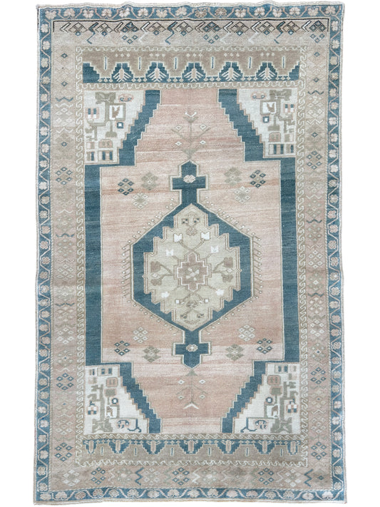 Turkish Vintage 4'8"x7'5"