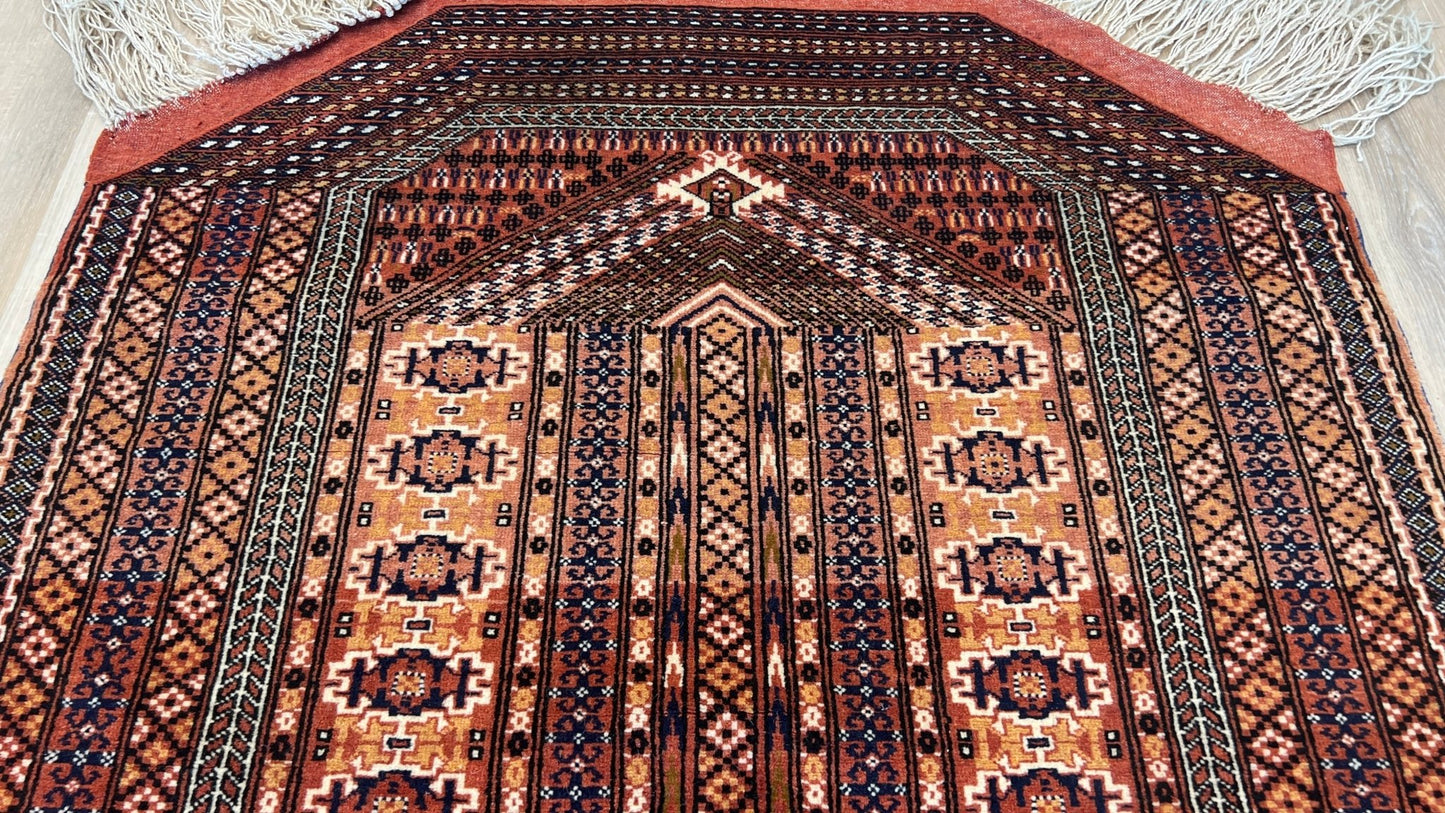 Turkman Prayer 3'2"x5'4" Area Rug