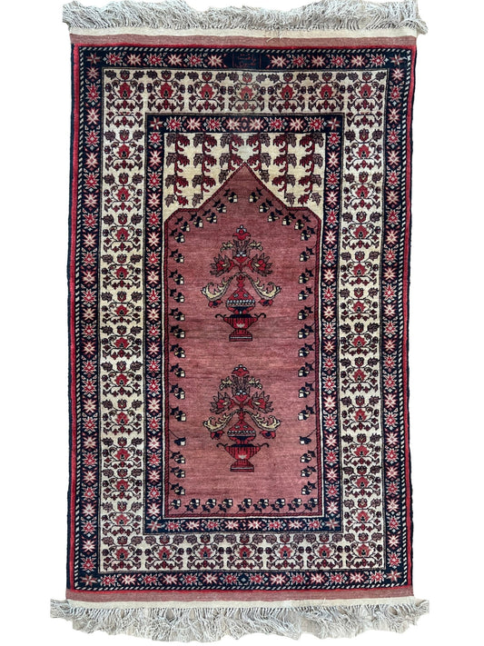 Turkman Prayer 2'7"x4'3" Area Rug