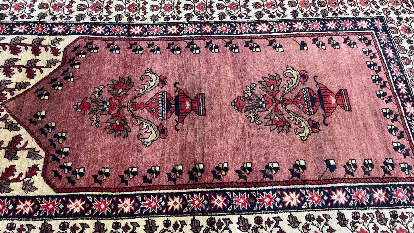 Turkman Prayer 2'7"x4'3" Area Rug
