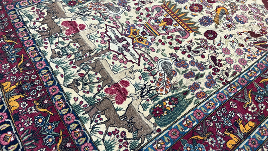 Antique Isfahan 4'6"x7' Area Rug