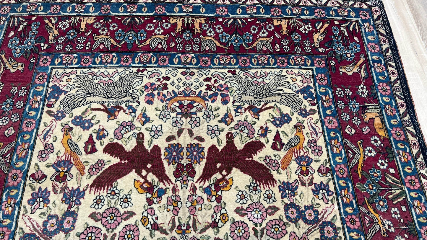 Antique Isfahan 4'6"x7' Area Rug