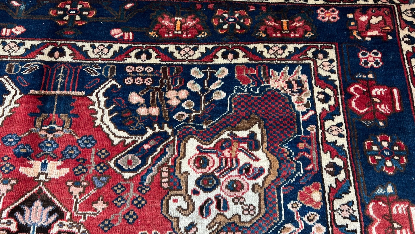 Persian Baktiari 6'10"x9'11" Area Rug