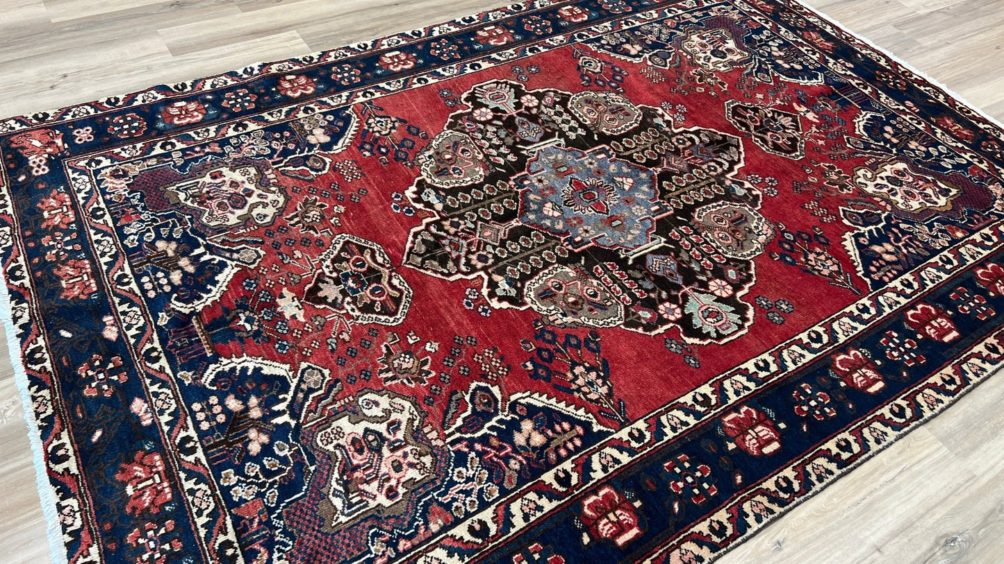 Persian Baktiari 6'10"x9'11" Area Rug