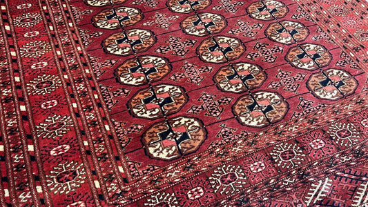 Turkman Tekke 4'2"x5'8" Area Rug