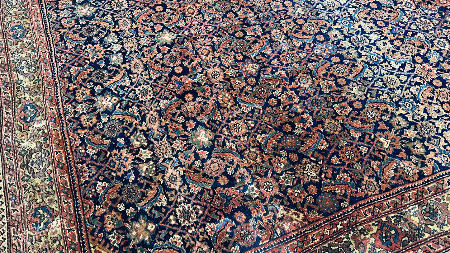 Persian Farahan 4'4"x6'3" Area Rug