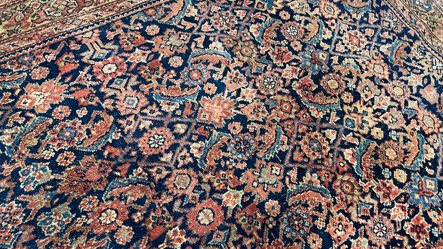 Persian Farahan 4'4"x6'3" Area Rug