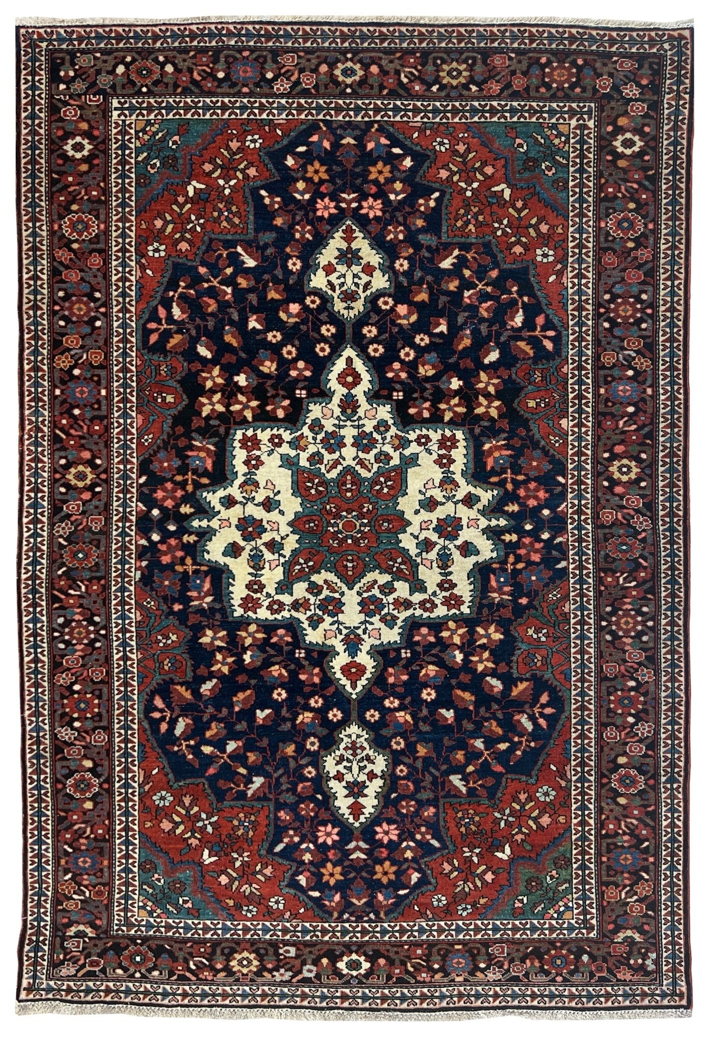 Persian Sarouk Farahan 4'2"x6'9" Area Rug