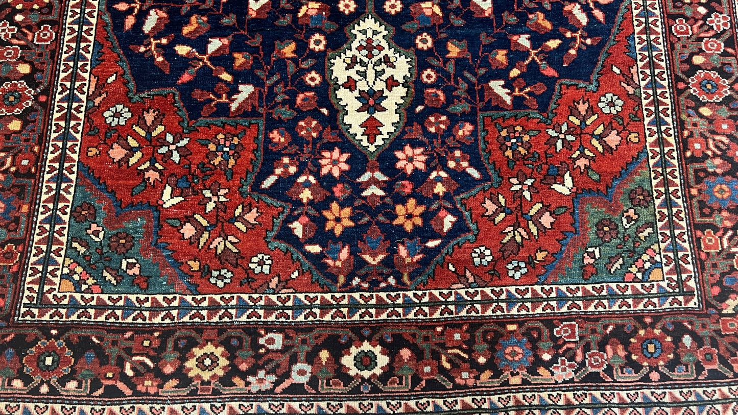 Persian Sarouk Farahan 4'2"x6'9" Area Rug