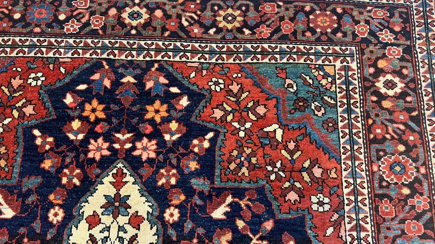 Persian Sarouk Farahan 4'2"x6'9" Area Rug