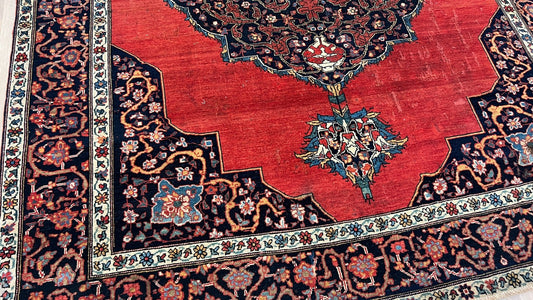 Persian Sarouk Farahan 4'7"x6'8" Area Rug