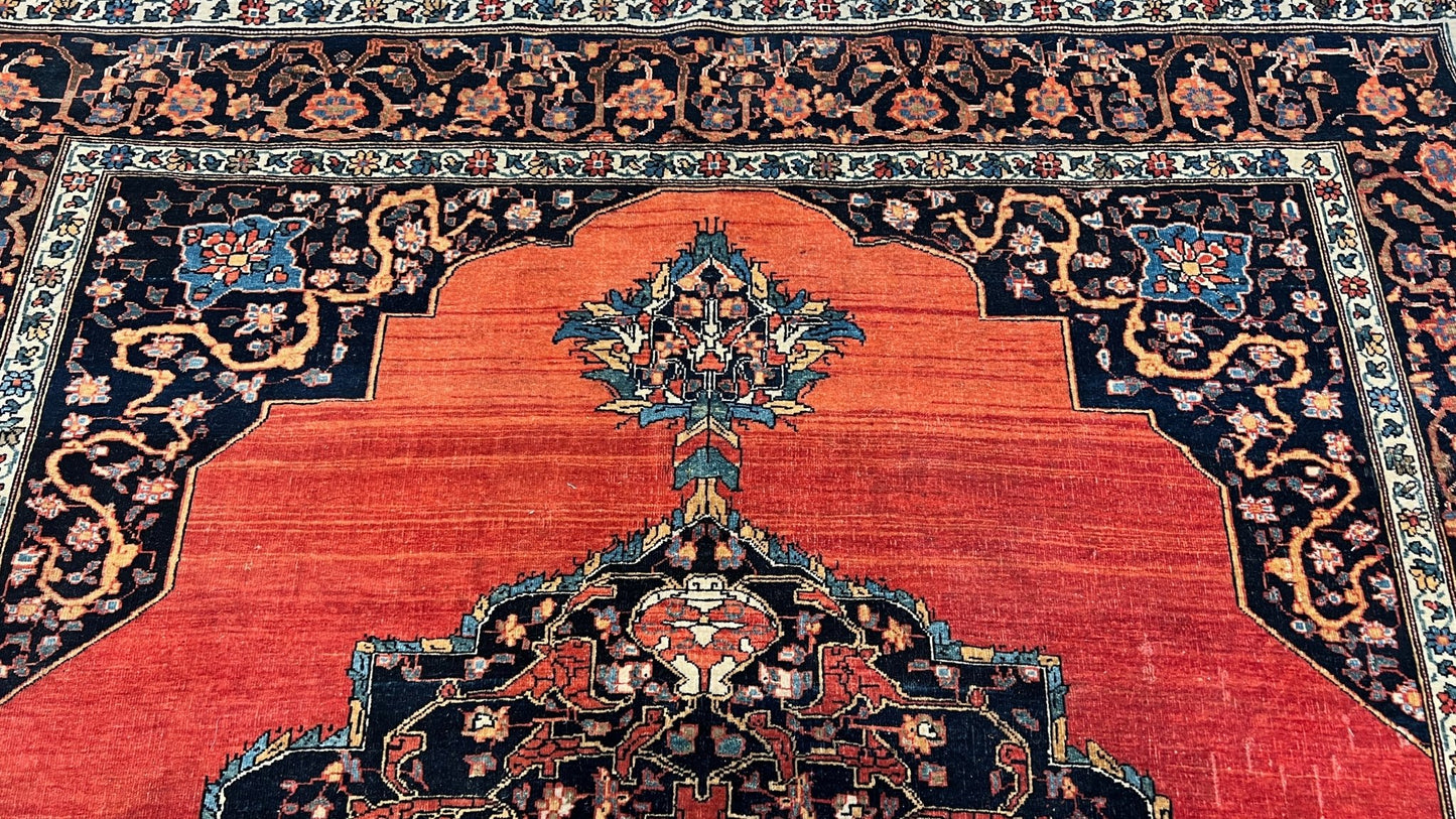 Persian Sarouk Farahan 4'7"x6'8" Area Rug