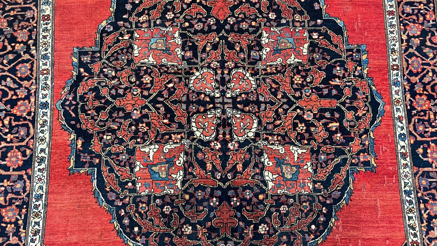 Persian Sarouk Farahan 4'7"x6'8" Area Rug