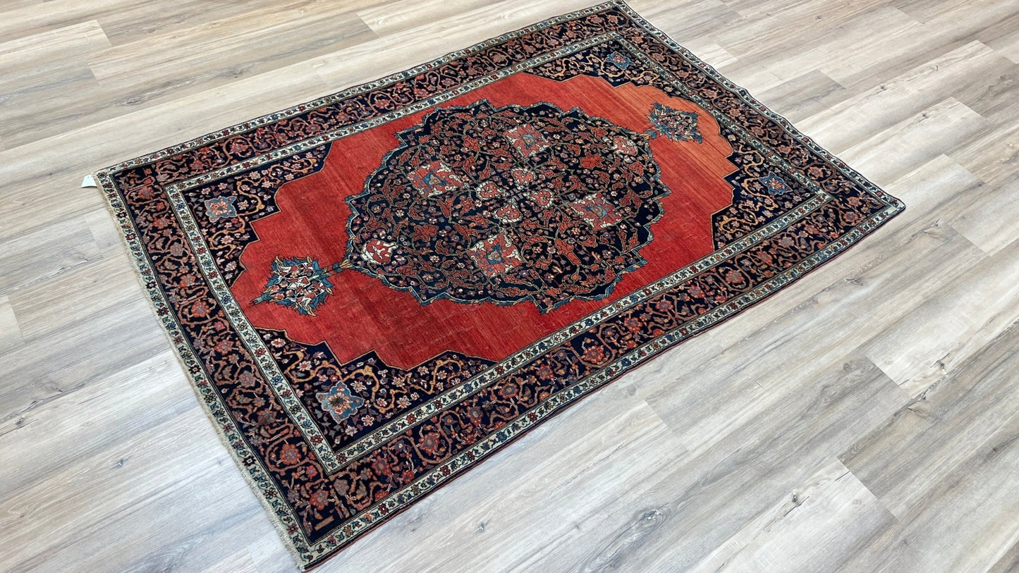 Persian Sarouk Farahan 4'7"x6'8" Area Rug