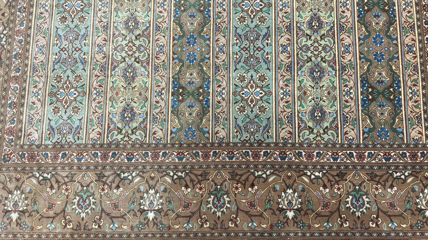 Persian Qum 4'7"x6'7" Area Rug