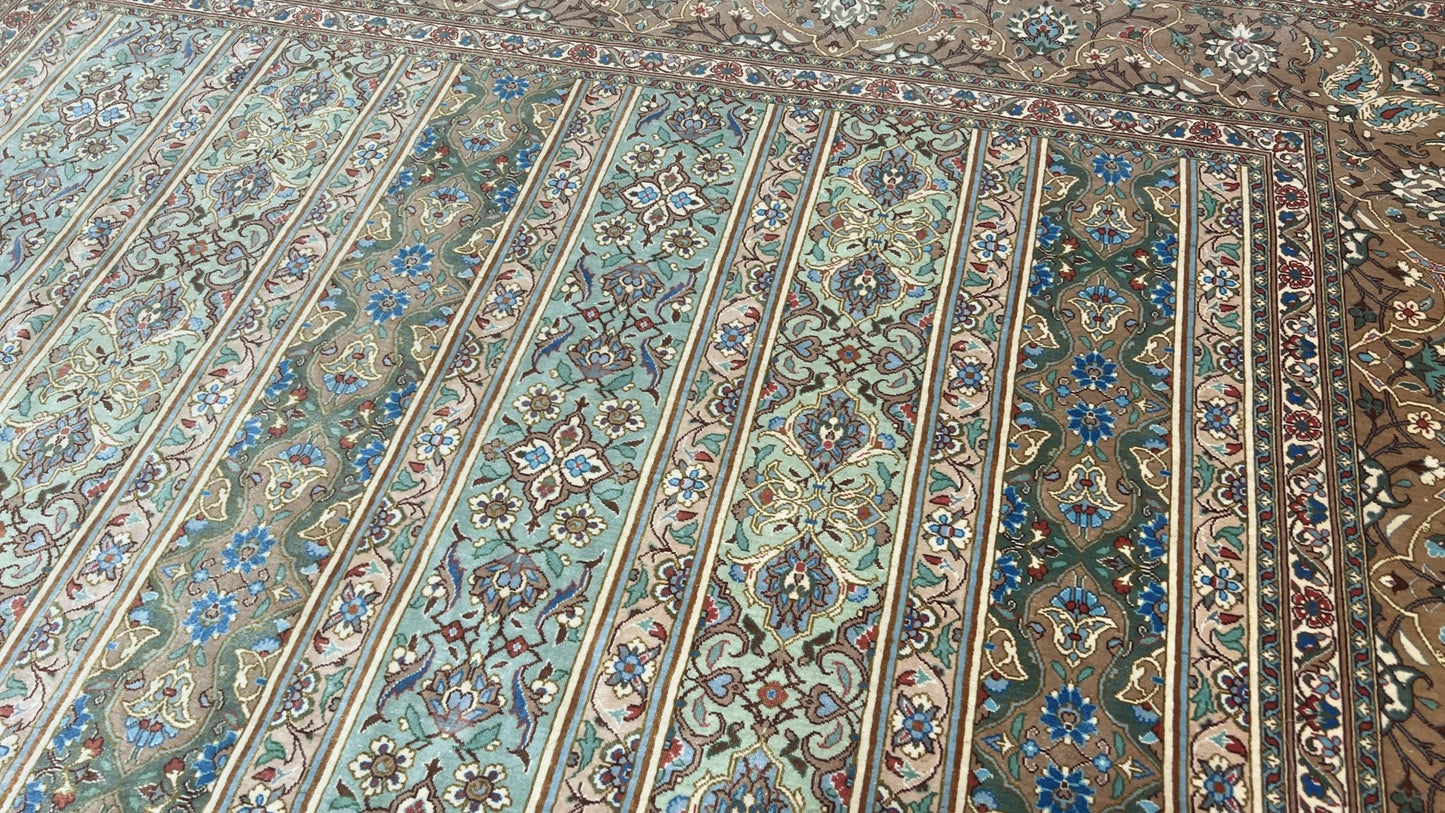 Persian Qum 4'7"x6'7" Area Rug