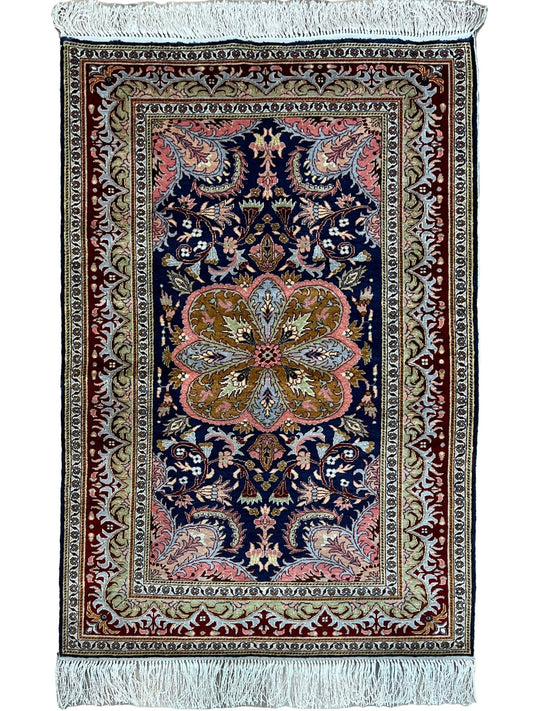 Turkish Kayseri 2'8"x4' Area Rug