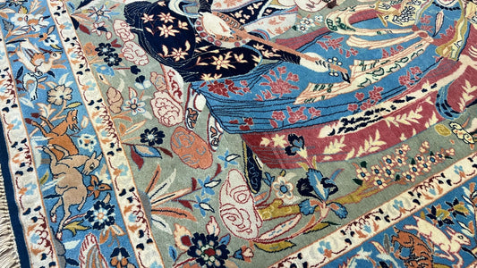 Persian Isfahan 2'8"x3'9" Area Rug